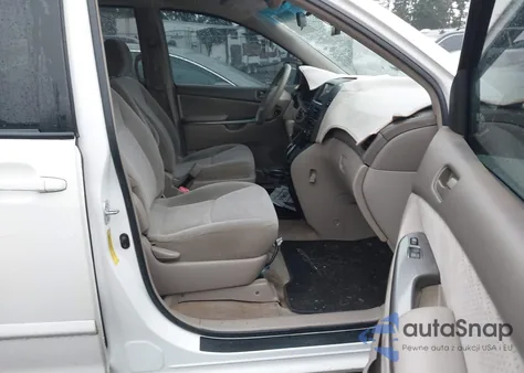 2006 Toyota Sienna Le z USA, uszkodzony, nr VIN 5TDZA23C16S446654